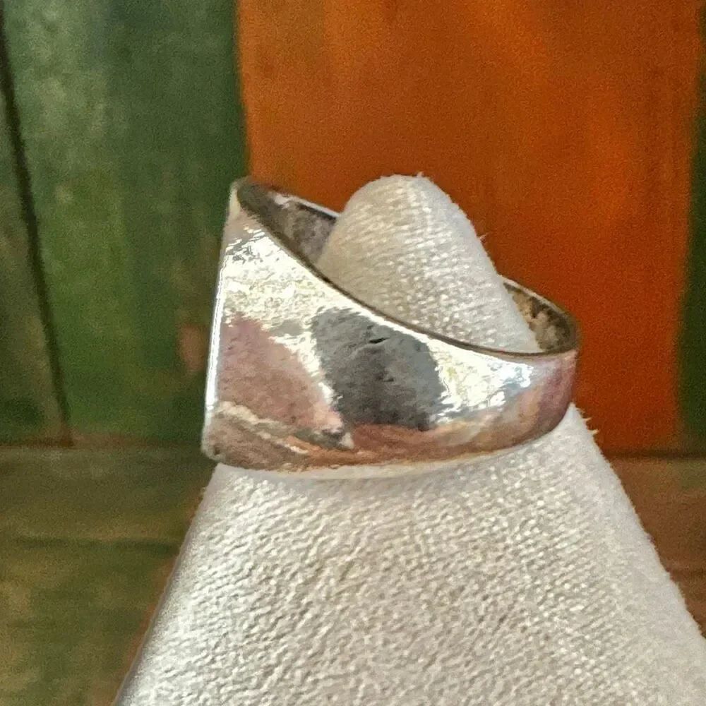 Silver-Tone CowboyโBoot Signet Ring - Picture 3 of 11
